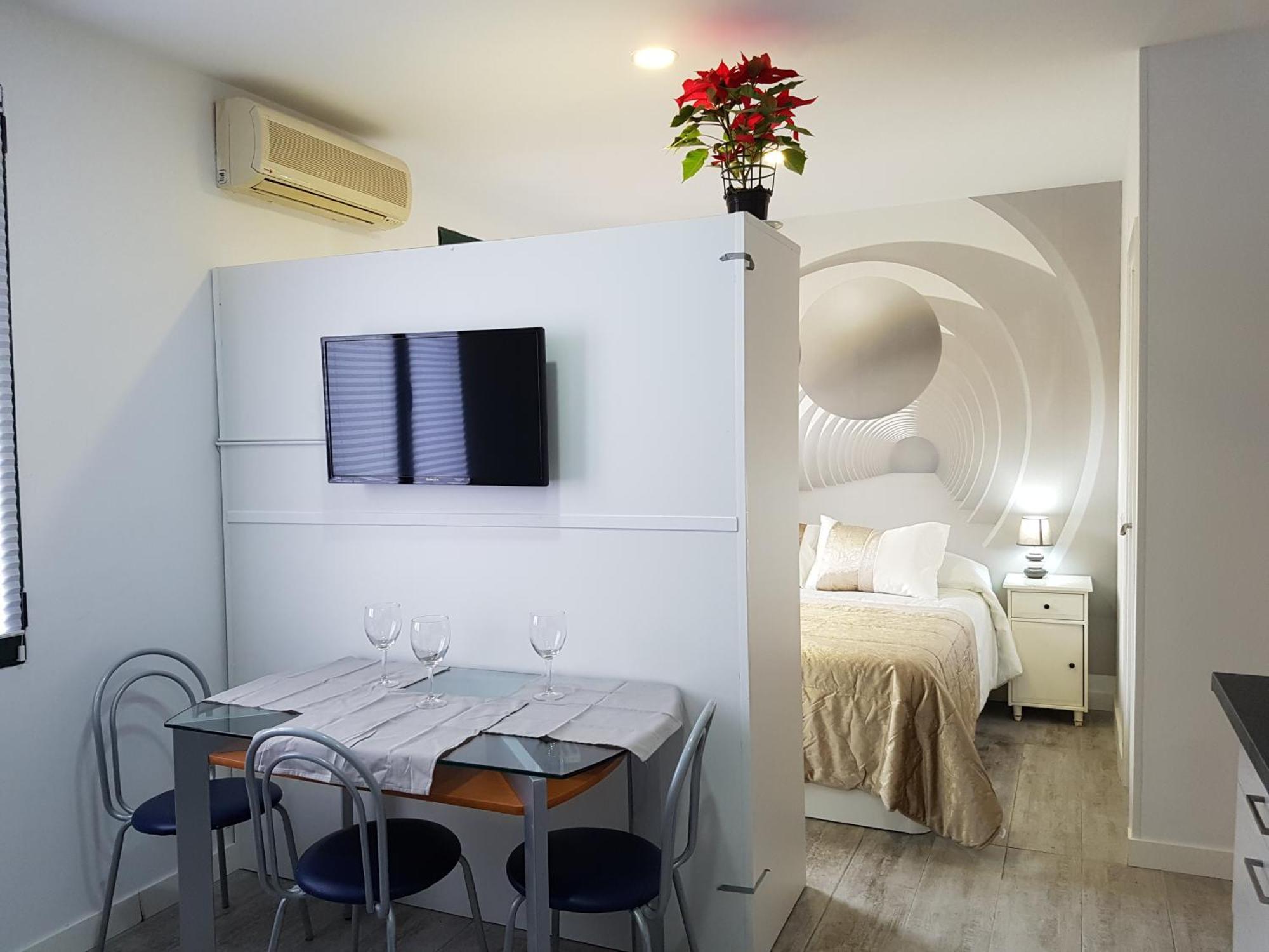 Turisticos Cuenca 3 Aparthotel Madrid Buitenkant foto